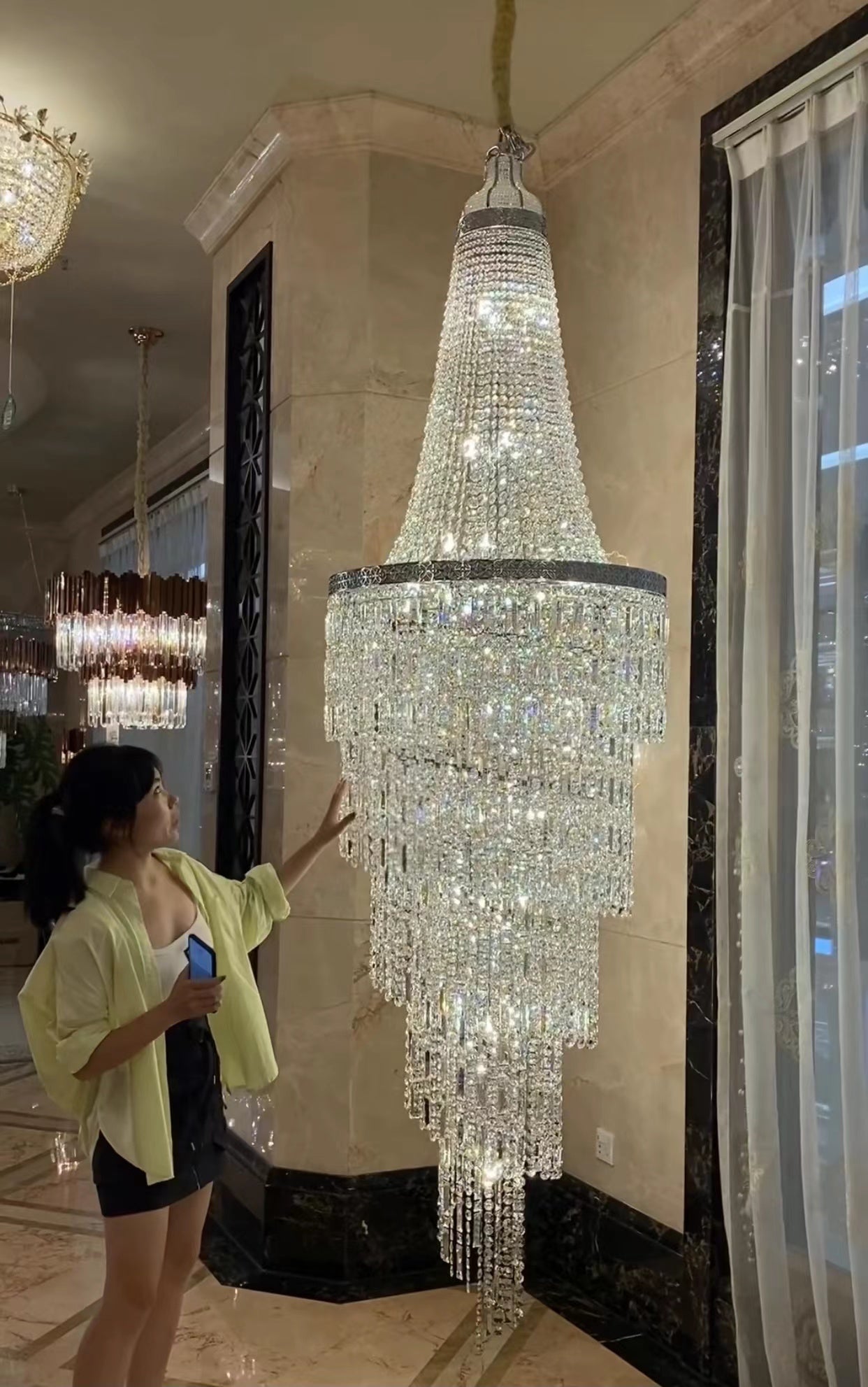 2023 Modern Crystal Chandelier For Foyer / Staircase