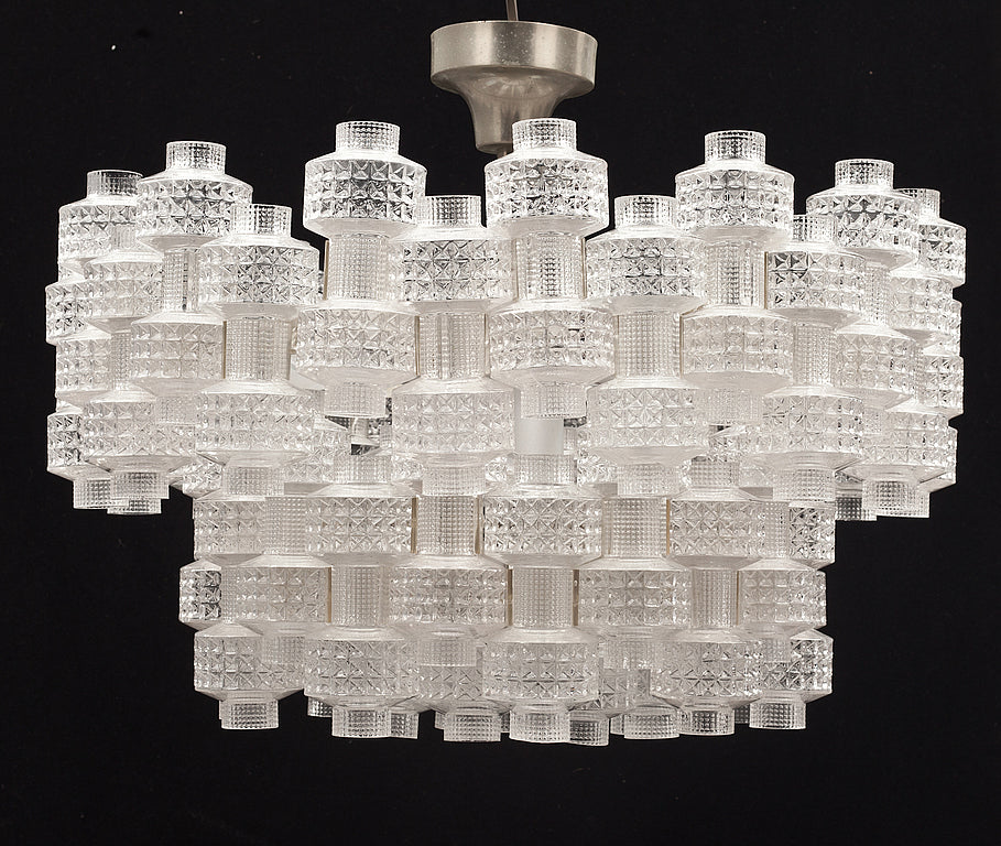 1/2-Tier Intricately Patterned Glass Chandelier