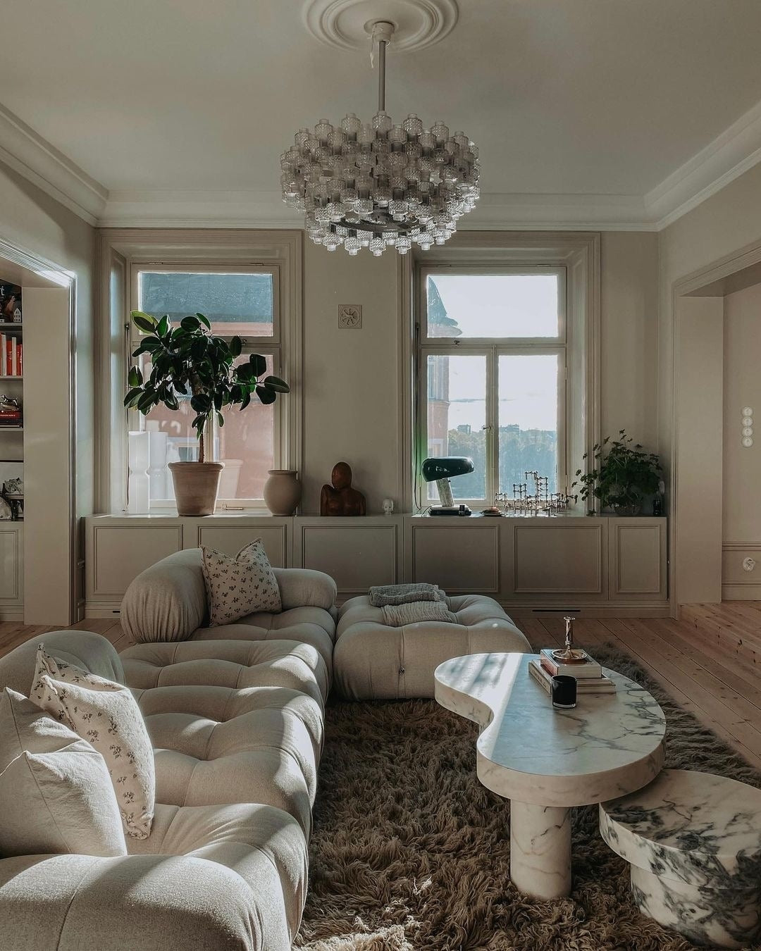 1/2-Tier Intricately Patterned Glass Chandelier